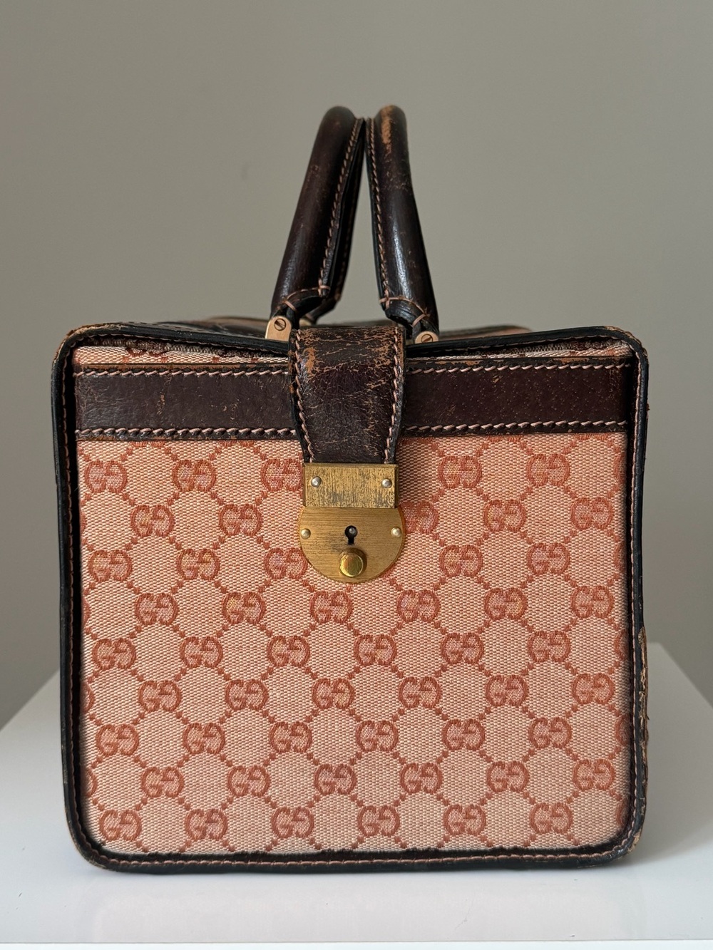 Vintage Gucci GG Supreme Sherry Web Train Case Vanity Bag - Picture 4 of 16